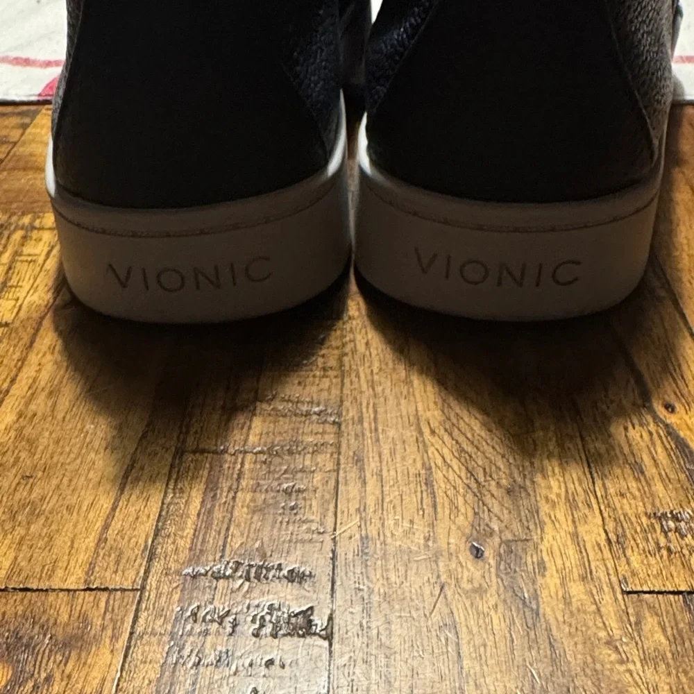 Vionic Cambria Navy Slip-On Loafers - Picture 4 of 6